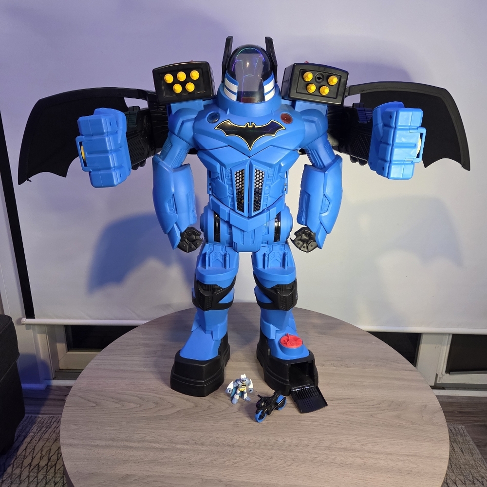 Fisher-Price Imaginext DC Super Friends Batbot Xtreme - Lights & Sounds
